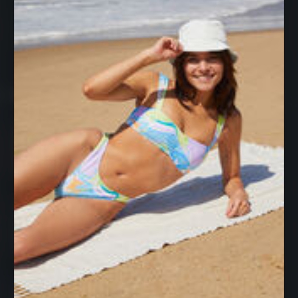 PacSun Crystal Blue and Green Bikini Set with Tropical Design